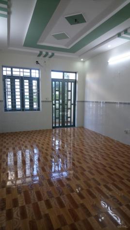 Phòng trọ mới sạch đẹp wc riêng, ban công riêng gần ngã tư 4 Xã