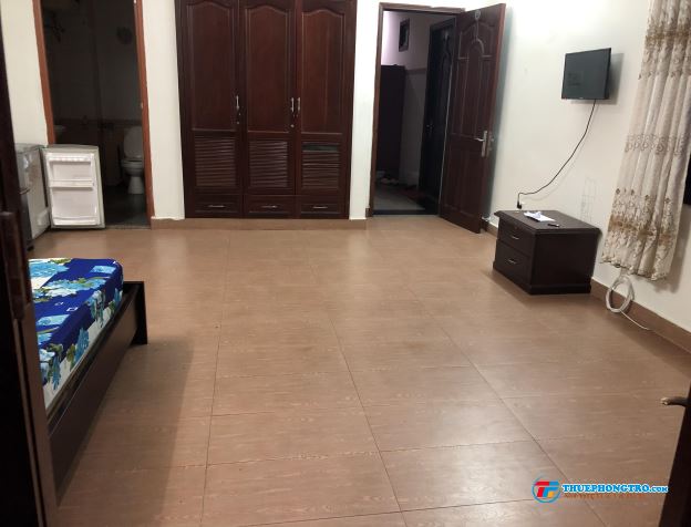 CĂN HỘ 40m2 rất đẹp, Đầy Đủ Nội thất, khu biệt thự Him Lam sang trọng