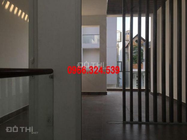 Cho thuê nhà riêng 1 Trệt 2 lầu, gồm 3 phòng ngủ, 2WC, sân phơi