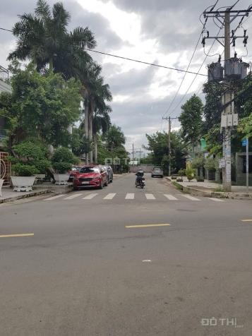Bán nền biệt thự đường Nguyễn Hữu Dật, Q. Tân Phú, DT 10x18m, 12 tỷ thương lượng