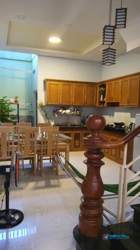 NHÀ CHO THUÊ 1 TRỆT/1 LẦU, 02PN - LÒ LU - TRƯỜNG THẠNH-Q9