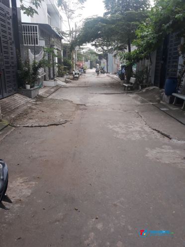 NHÀ CHO THUÊ 1 TRỆT/1 LẦU, 02PN - LÒ LU - TRƯỜNG THẠNH-Q9