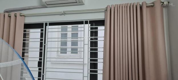 Bán nhà phân lô 5 tầng, cách mặt phố Trần Vỹ, Cầu Giấy 30m2, ô tô đỗ cửa, 5.2 tỷ