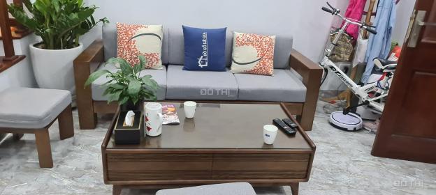Bán nhà phân lô 5 tầng, cách mặt phố Trần Vỹ, Cầu Giấy 30m2, ô tô đỗ cửa, 5.2 tỷ