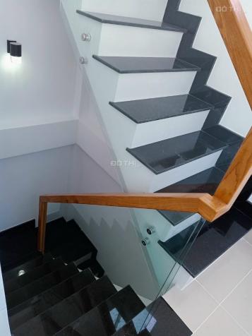 Mở bán dãy nhà 3 tấm 4x20m - Hẻm xe hơi - Cách chợ Hưng Long 500m - 1.8 tỷ - 0839331665