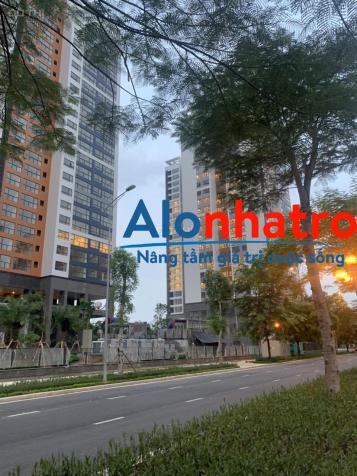 Cần cho thuê shop chân đế chung cư Starlake
