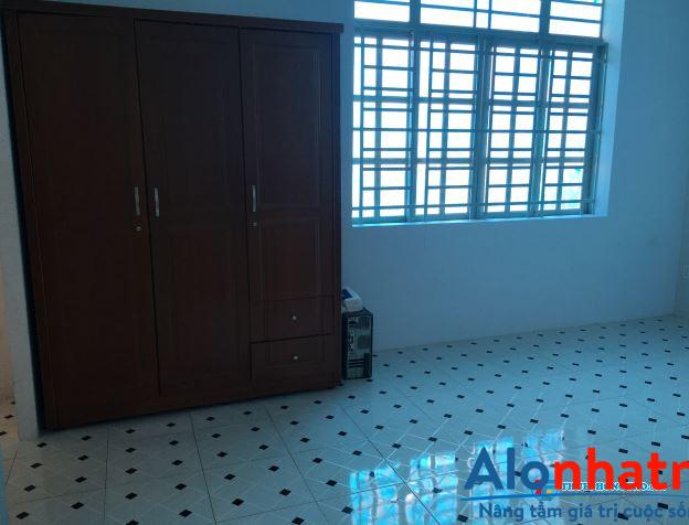 PHÒNG TRỌ RẤT ĐẸP, CÓ GÁC RỘNG  TỦ BẾP, CHẬU RỬA, WC RIÊNG, gần LOTTE quận 7