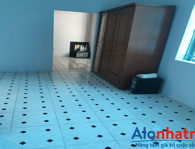 PHÒNG TRỌ RẤT ĐẸP, CÓ GÁC RỘNG  TỦ BẾP, CHẬU RỬA, WC RIÊNG, gần LOTTE quận 7