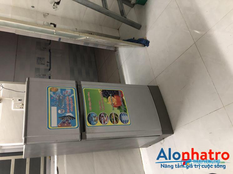 PHÒNG TRỌ RẤT ĐẸP: MÁY LẠNH + TỦ LẠNH, MÁY GIẶT, GÁC LỬNG + BẾP,.....GẦN AEON