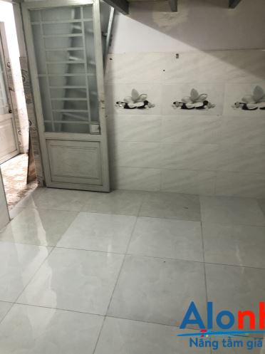 PHÒNG TRỌ RẤT ĐẸP: MÁY LẠNH + TỦ LẠNH, MÁY GIẶT, GÁC LỬNG + BẾP,.....GẦN AEON