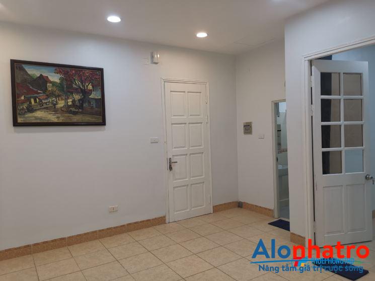Chính chủ cho thuê căn hộ chung cư N01 ngõ 84 Chùa Láng, 45m2, 1PN, sạch sẽ, thoáng mát