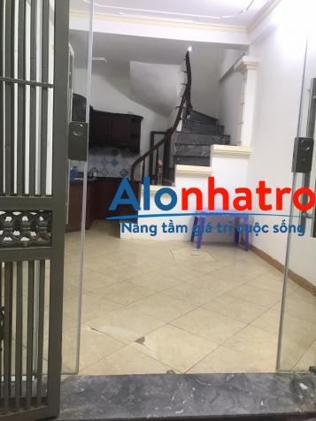 Chính chủ cho thuê nhà giá sinh viên, 5 tầng 3PN, ngõ rộng ô tô đỗ cửa tại Trương Định