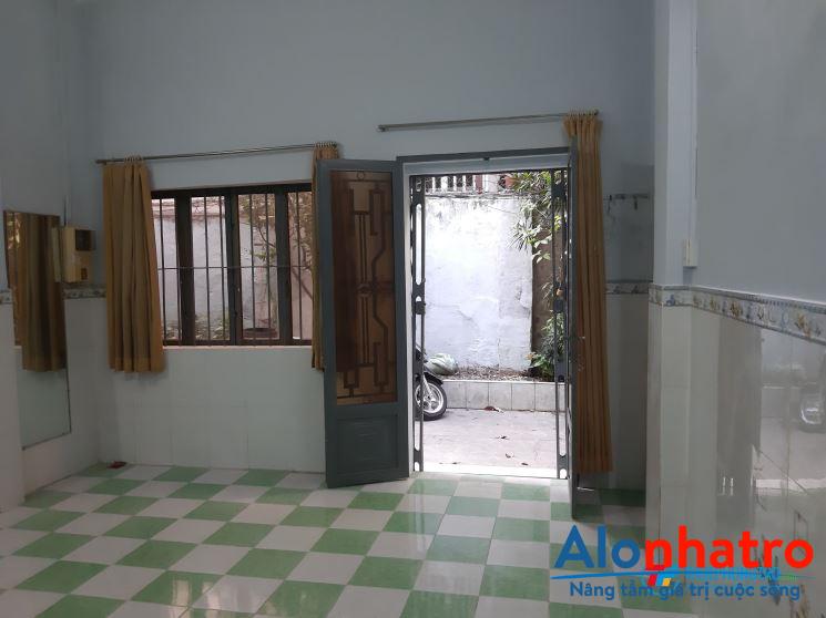 Nhà cho thuê nguyên căn đường Trần Quang Khải, Quận 1