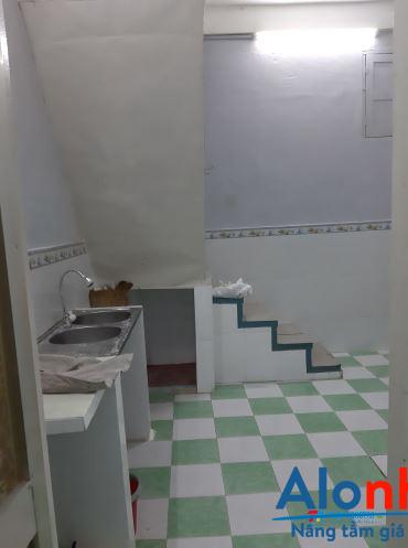 Nhà cho thuê nguyên căn đường Trần Quang Khải, Quận 1