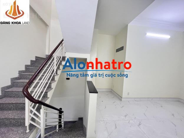 Cho thuê nhà 1T2L mặt tiền đường Linh Trung TP.Thủ Đức Kinh doanh sầm uất DT 77m2 giá 32 triệu