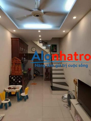 CHO THUÊ NHÀ NGUYÊN CĂN 40M - 3 TẦNG, 2 MẶT TIỀN, 120m2 - Ô TÔ ĐỖ CỬA