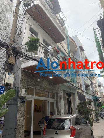 Chủ nhà cần tiền nên bán nhà HXH Trường Sa - Phú Nhuận