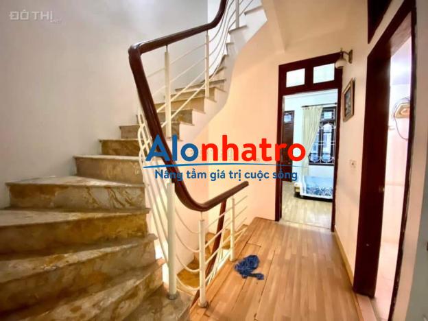 Cho thuê nhà riêng ngõ 521 cổ nhuế 50m2 4 tầng nhà nguyên bản cho thuê gía 10tr xem nhà ưng vào ở l