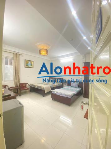 Bán nhà mặt phố Cầu Gỗ, Hoàn Kiếm, 7 tầng. 33 tỷ