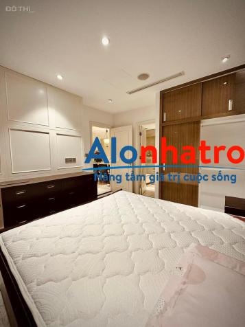 Cho thuê căn hộ Vinhome Ba Son 3PN full nội thất