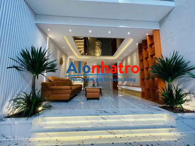 Cho trhuee nhà MT Đường Trương Công Định, P14, Tân Bình (DT: 5x20 giá 26tr)