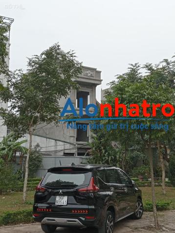 Lô góc 50m2 x 4 tầng ngõ 48 đường Cổ Linh đối diện TTTM Aeon