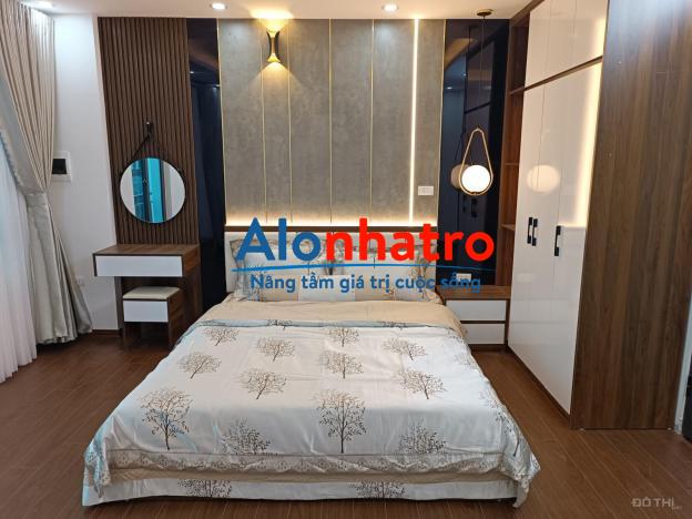 Nhà phố víp Nguyễn Sơn, Long Biên số 6 ngõ 99, 33m2x6T, 4.9 tỷ(chính chủ 100%)