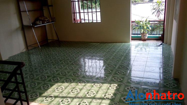 Nhà cho thuê diện tích 5x12m, 1 trệt 1 lầu, 1 phòng khách, 4 phòng ngủ, 2 toilet