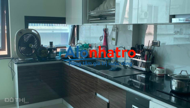 Bán nhà riêng N16 phố Cầu Giấy Hà Nội: DT: 107m2, MT 8,6m nhà 3 tầng