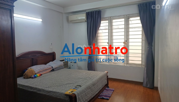 Bán nhà riêng N16 phố Cầu Giấy Hà Nội: DT: 107m2, MT 8,6m nhà 3 tầng