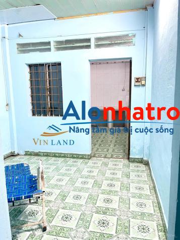Cho thuê nhà 2PN có sân trồng rau nuôi gà gần chợ cổng 10 Long Bình