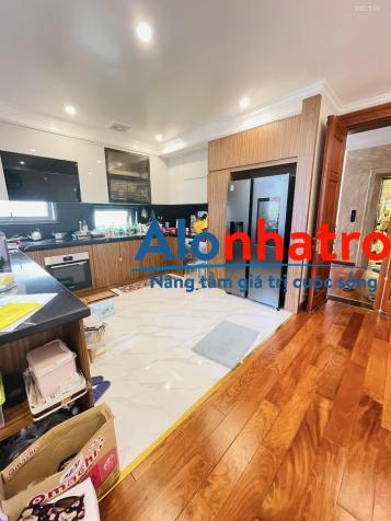 Nhà mặt phố Trương Định, lô góc 2 mặt tiền 125m2 x 7T thang máy, giá 28 tỷ, 0985868893