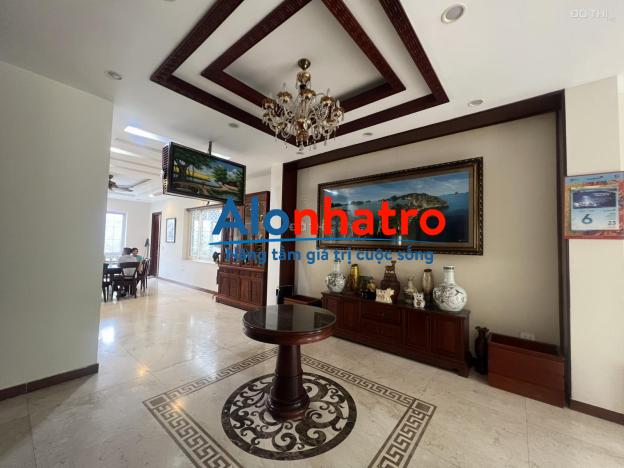 Chính chủ cho thuê biệt thự đơn lập căn góc Anh Đào nằm trong Khu đô thị Vinhomes Riverside