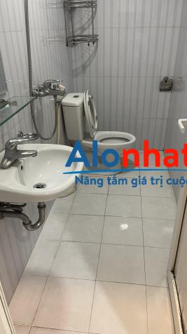 Chính Chủ Cho Thuê Căn Hộ Chung Cư 2 Phòng Ngủ Diện Tích 53m2 Tại Trích Sài Tây Hồ