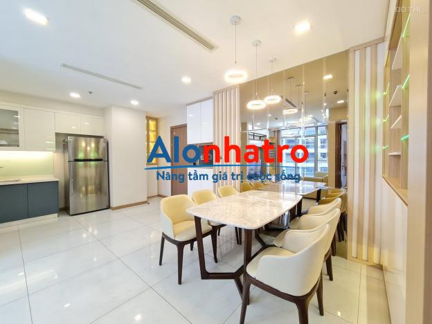 Cho thuê căn hộ dịch vụ ngắn hạn theo ngày tại Vinhomes Central Park có đầy đủ từ 1 - 4 PN