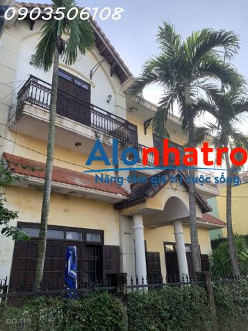 Cho thuê nhà 3 tầng đường Phan Bội Châu ( phố Pháp ), trung tâm phố cổ, Hội An, Quảng Nam