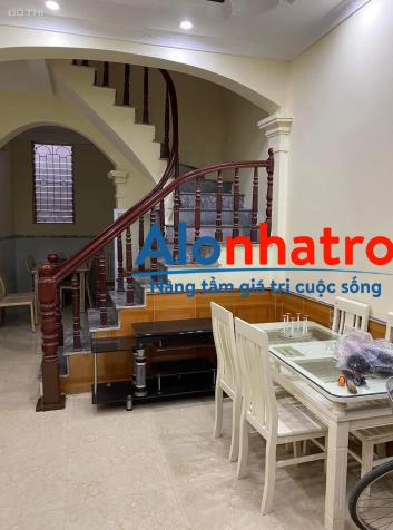 Cho thuê nhà ở Bưởi 3,5 tầng x 55m2 ở và làm văn phòng, bán hàng online