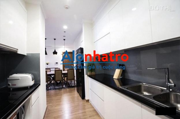 Gia đình cần tho thuê căn 4 phòng ngủ Park 7