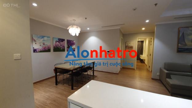 Gia đình cho thuê căn 3 phòng ngủ tòa Park Hill - Park Premium, nội thất đẹp, nhà sáng thoáng