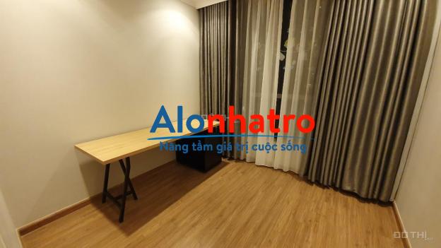 Gia đình cho thuê căn 3 phòng ngủ tòa Park Hill - Park Premium, nội thất đẹp, nhà sáng thoáng