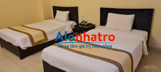 Khách sạn 3 sao cho thuê dài hạn chỉ với giá 1 sao