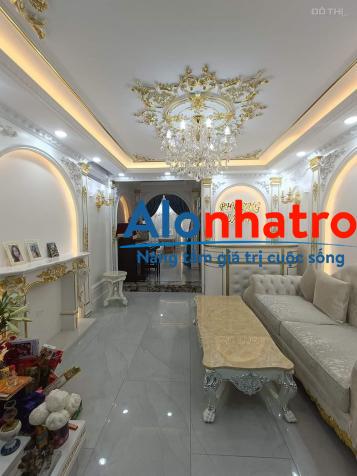 NHÀ MỚI - PHÂN LÔ VIP - HOÀNG CẦU - VỈA HÈ - Ô TÔ TRÁNH - ĐỖ CỬA NGÀY ĐÊM