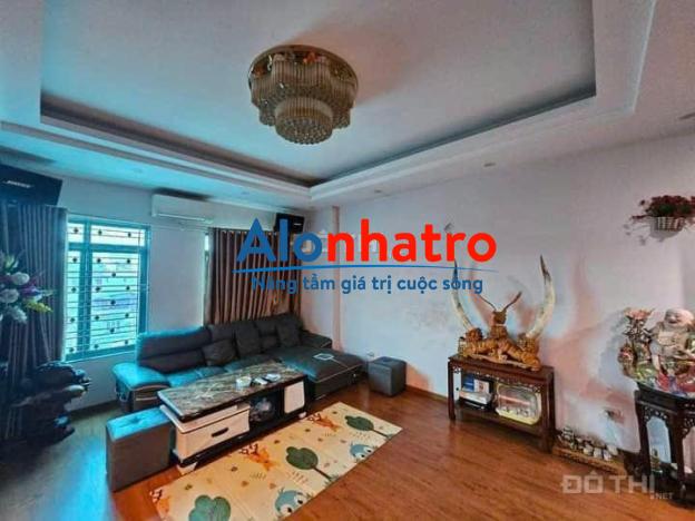 Nhà Yên Hoa, Hồ Tây . DT 102m2- 8T Thang máy - Cho thuê căn hộ - Giá 41 Tỷ