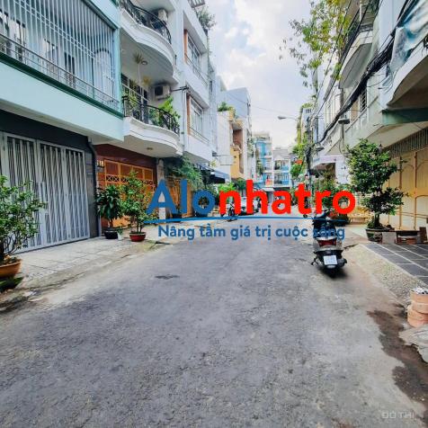 Cho Thuê nhà Cách 2 căn ra mặt tiền Hoàng Hoa Thám, Bình Thạnh
