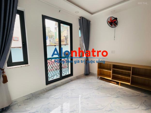 Cho thuê nhà decor sẵn vào ở ngay 247/15B Huỳnh Văn Bánh, Phú Nhuận