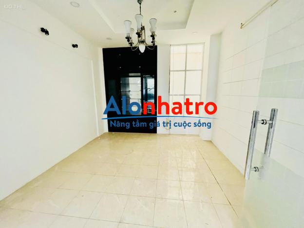 Cho thuê nhà hẻm xe hơi 375/ Hoàng Sa, Phường Tân Định, Quận 1