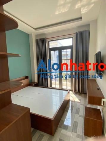Cho thuê nhà hẻm xe tải 36/1A Giải Phóng, phường 4, Tân Bình, 3 tầng, nội thất cơ bản