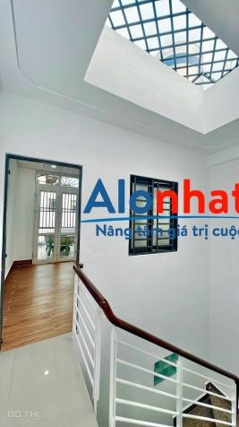 Cho thuê nhà mặt tiền làm quận Tân Bình Văn Phòng Công Ty, Spa - 3 tầng - giá 30 triệu!
