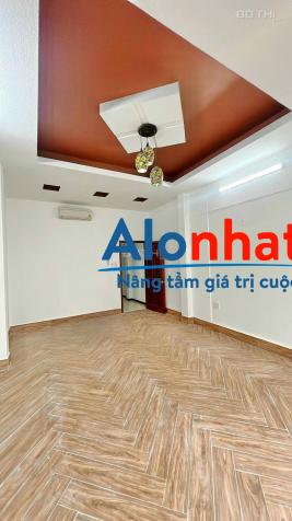 Cho thuê nhà mặt tiền làm quận Tân Bình Văn Phòng Công Ty, Spa - 3 tầng - giá 30 triệu!