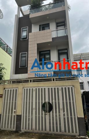 Cần tiền bán nhà phố 6x18 khu dân cư Đông Thủ Thiêm, Bình Trưng Đông, Quận 2